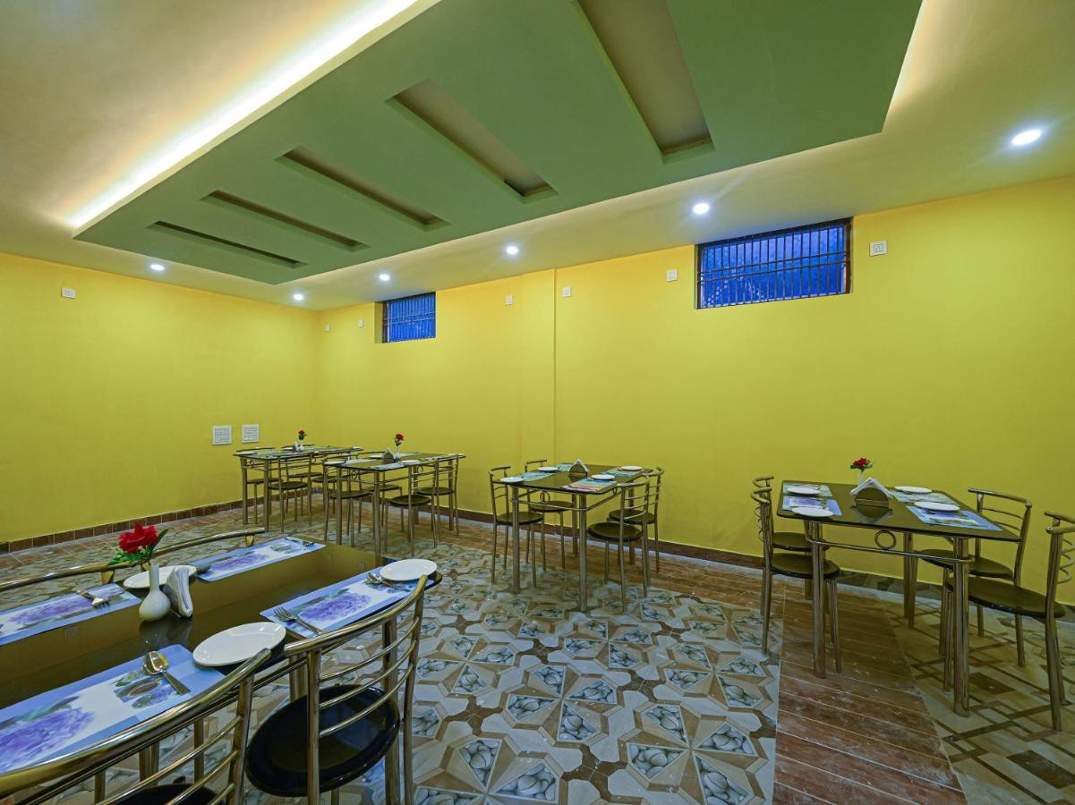 Capital O 84066 Hotel Damodar Palace プリ エクステリア 写真