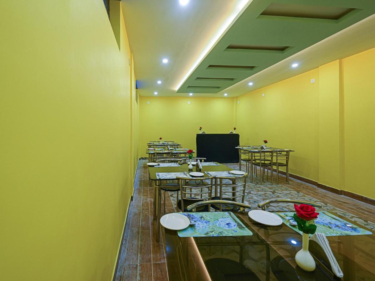 Capital O 84066 Hotel Damodar Palace プリ エクステリア 写真