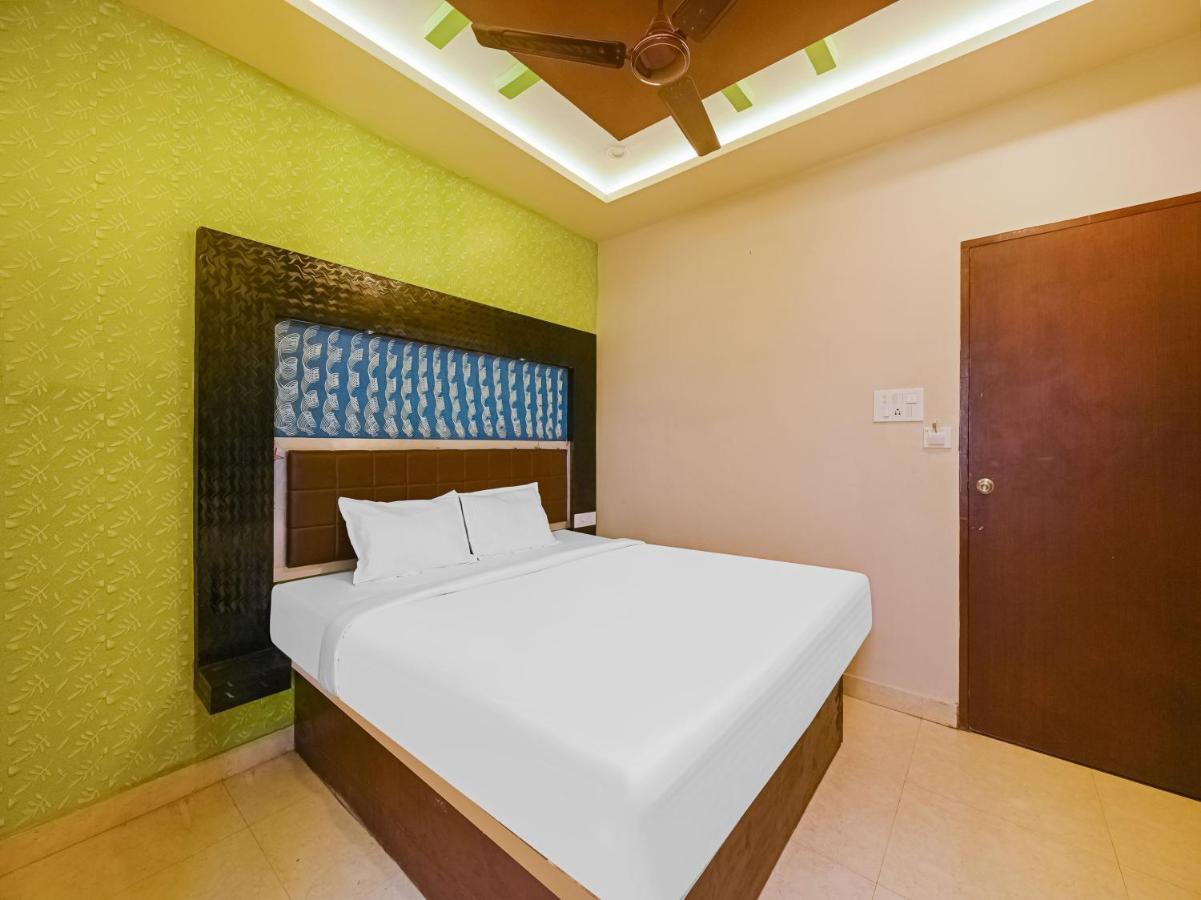 Capital O 84066 Hotel Damodar Palace プリ エクステリア 写真