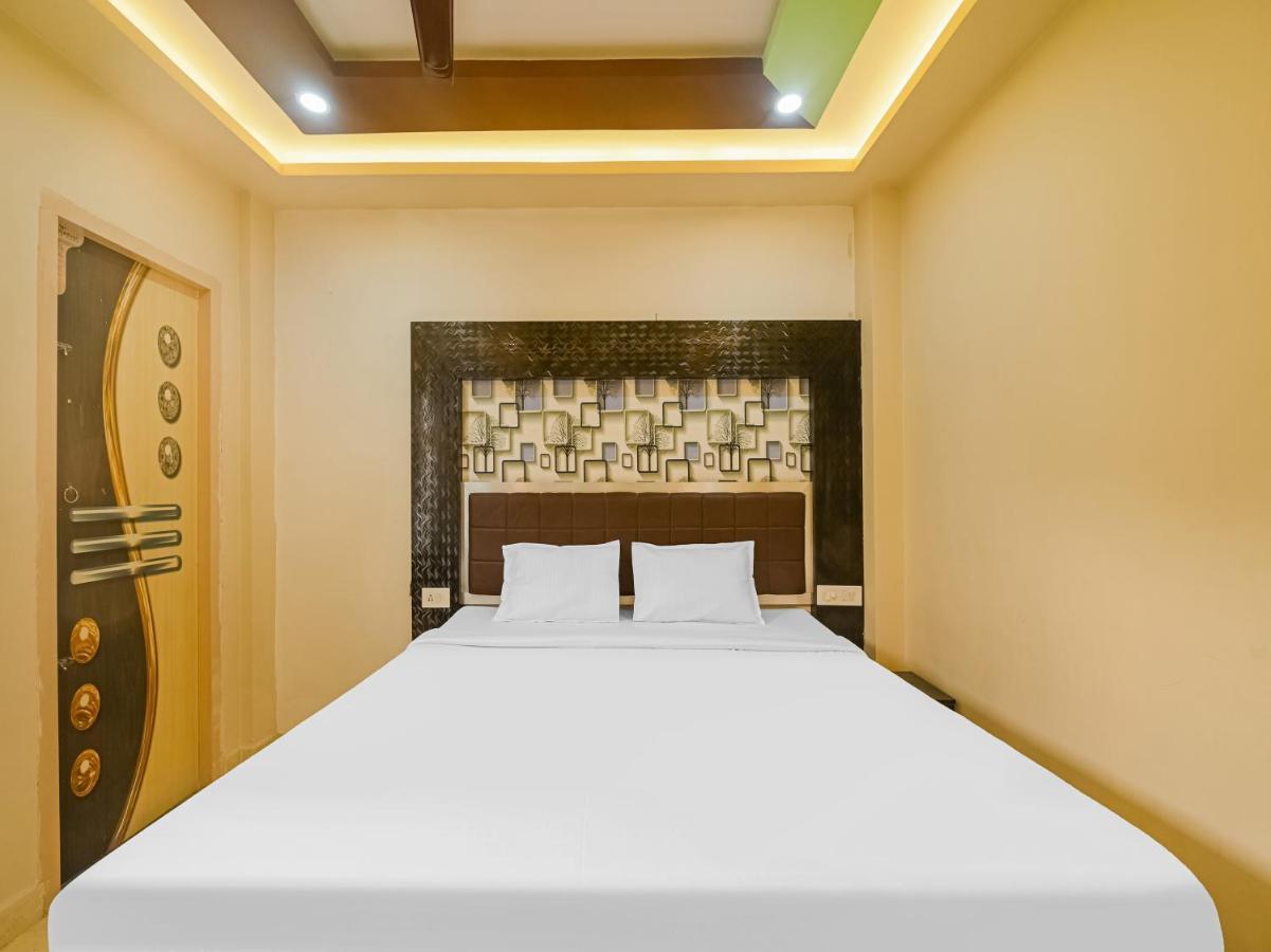 Capital O 84066 Hotel Damodar Palace プリ エクステリア 写真