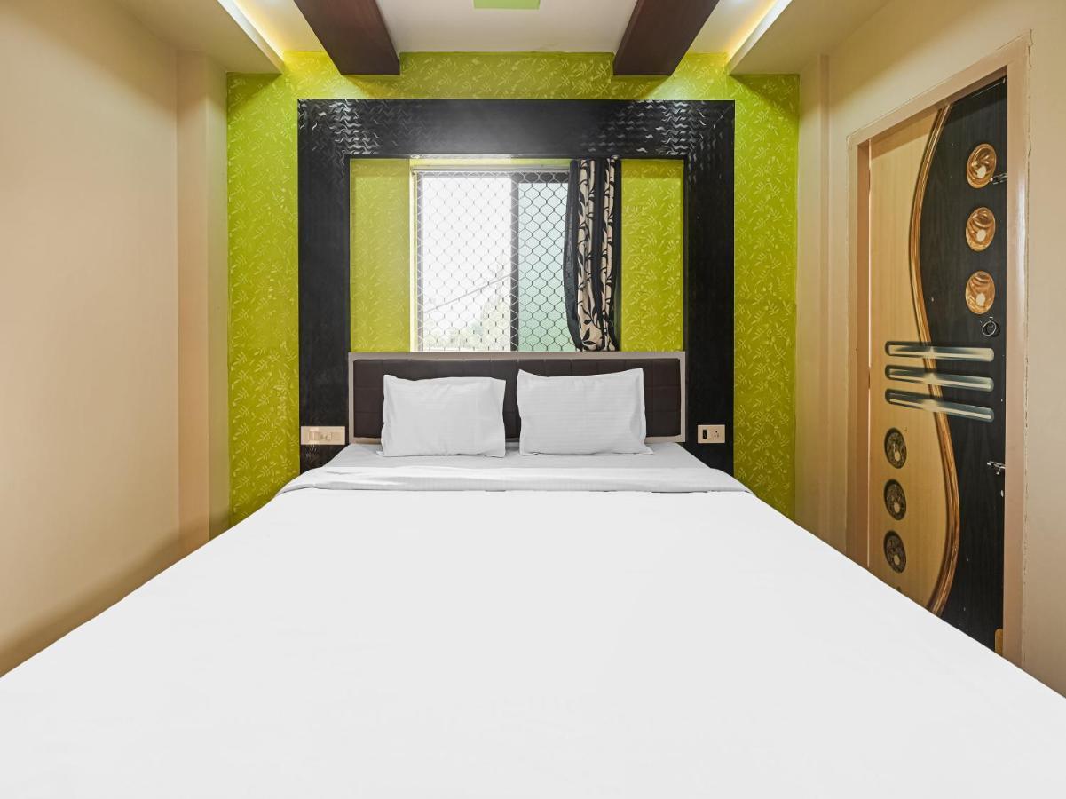 Capital O 84066 Hotel Damodar Palace プリ エクステリア 写真