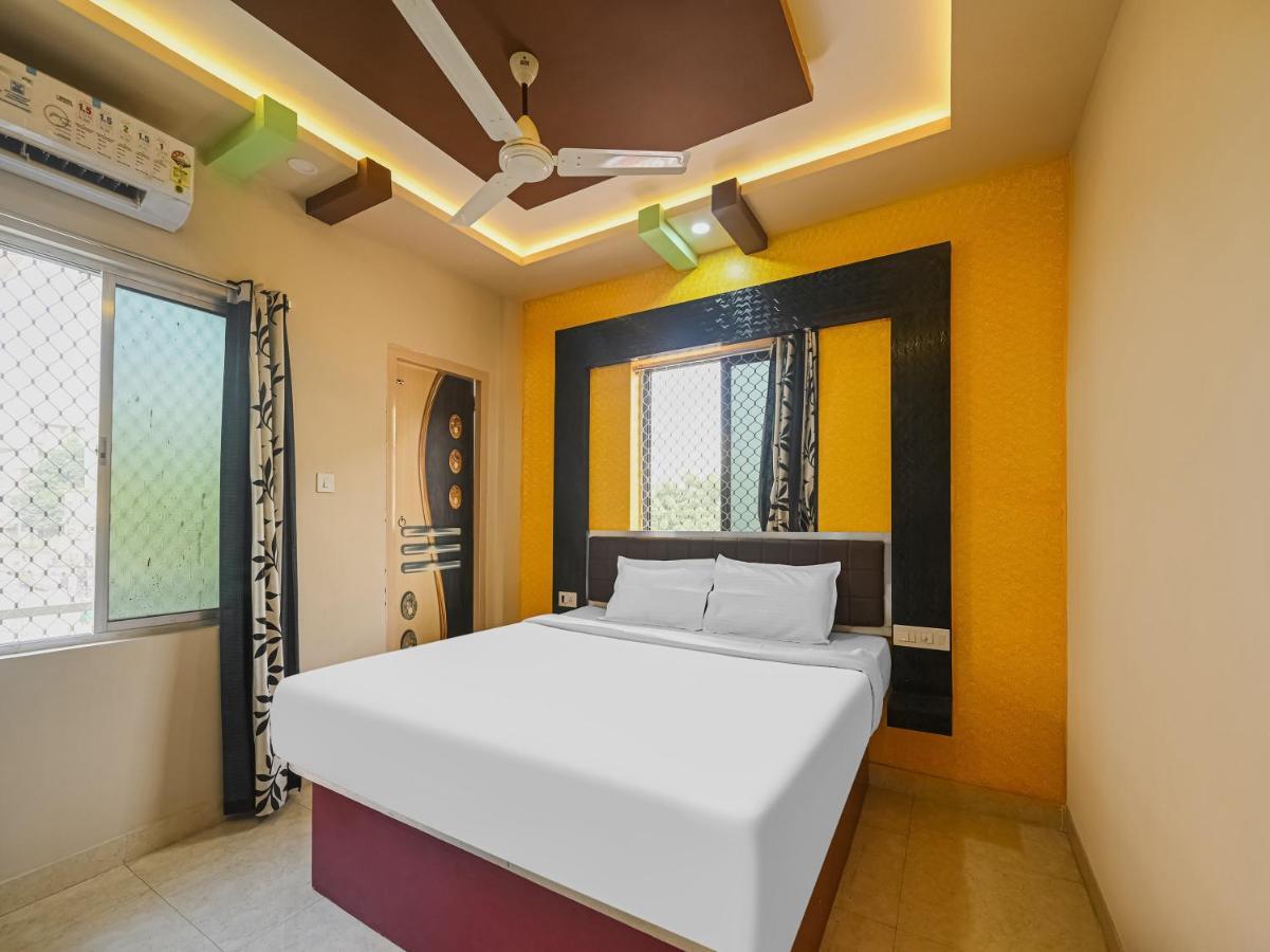 Capital O 84066 Hotel Damodar Palace プリ エクステリア 写真