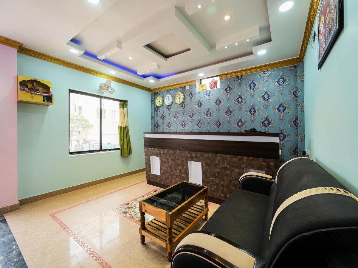 Capital O 84066 Hotel Damodar Palace プリ エクステリア 写真