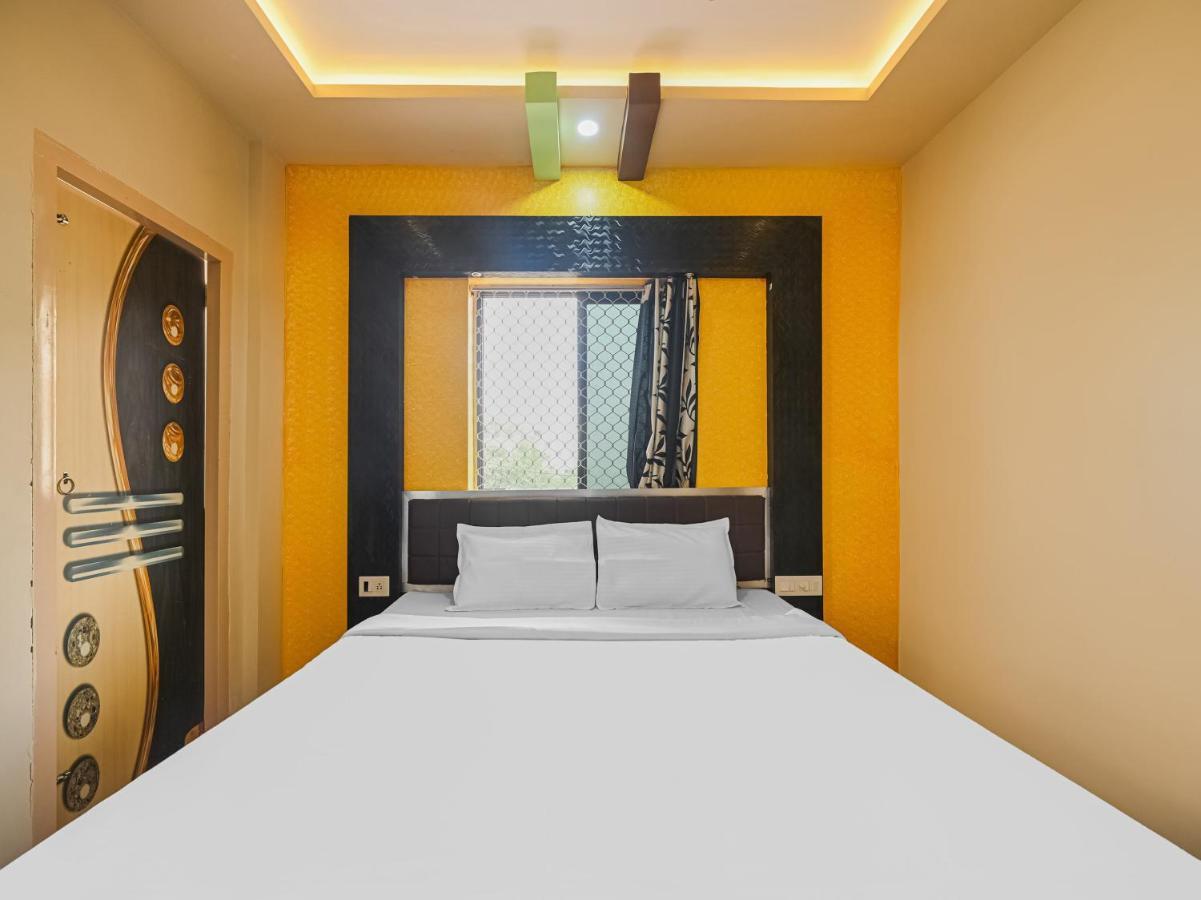 Capital O 84066 Hotel Damodar Palace プリ エクステリア 写真